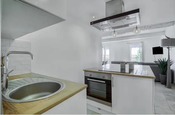 Le Semillon Apartment Bandol 0*,  France